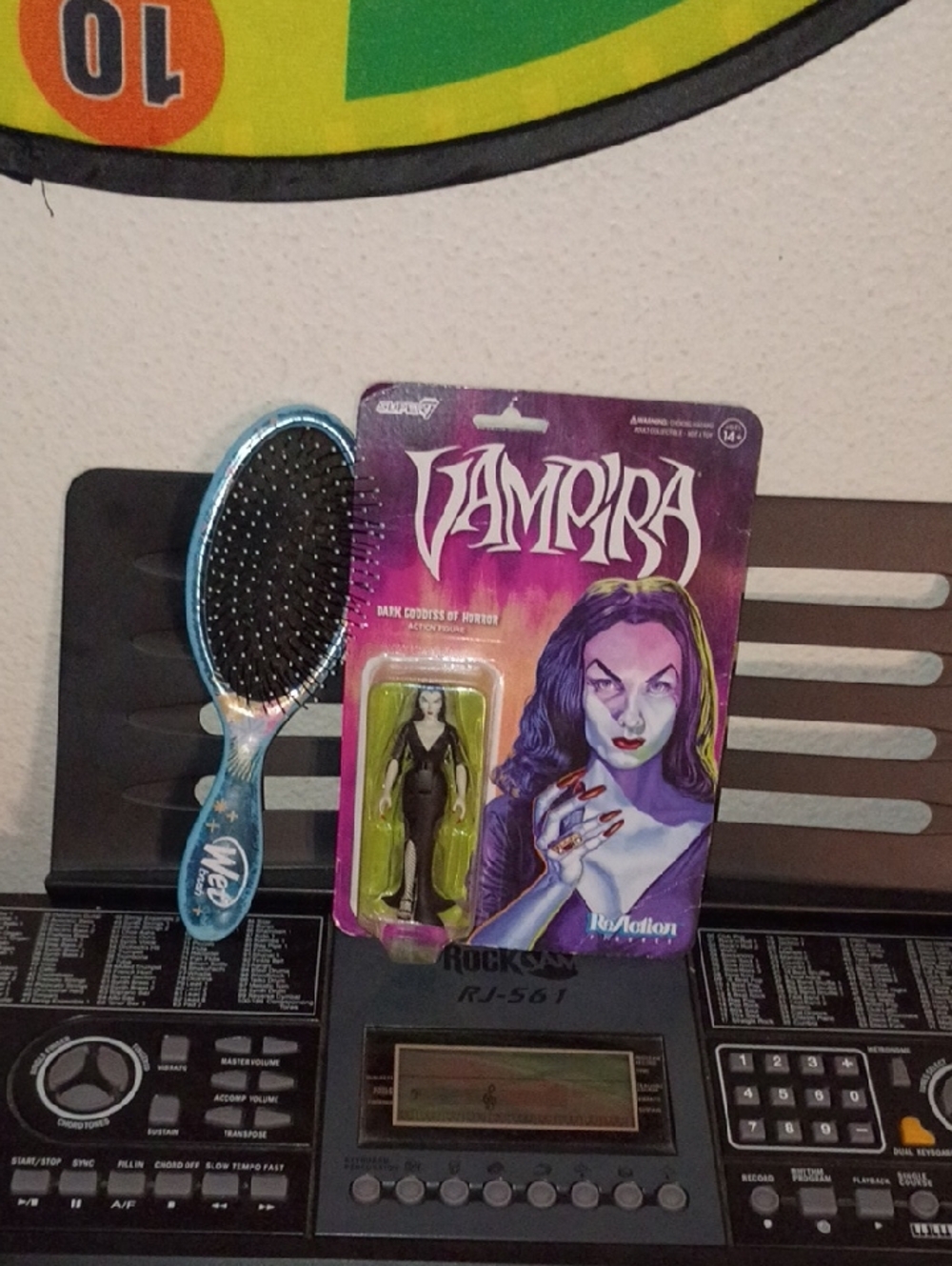 Vampira Figurine